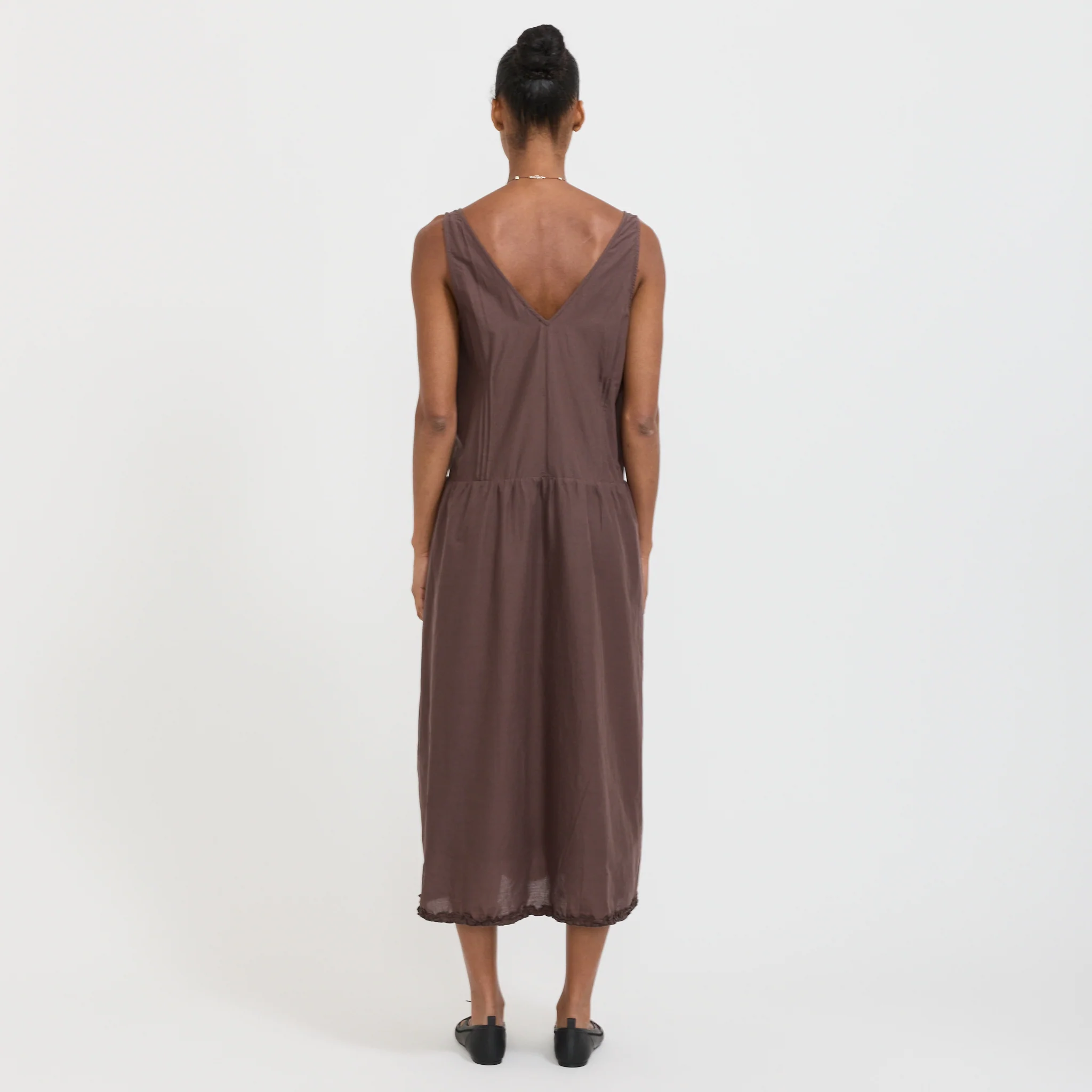 Pintuck Dress Raisin - Image 3