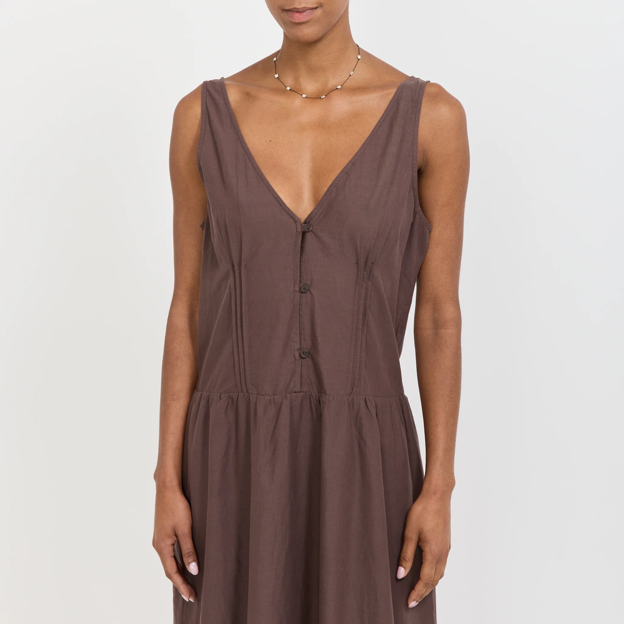 Pintuck Dress Raisin - Image 4