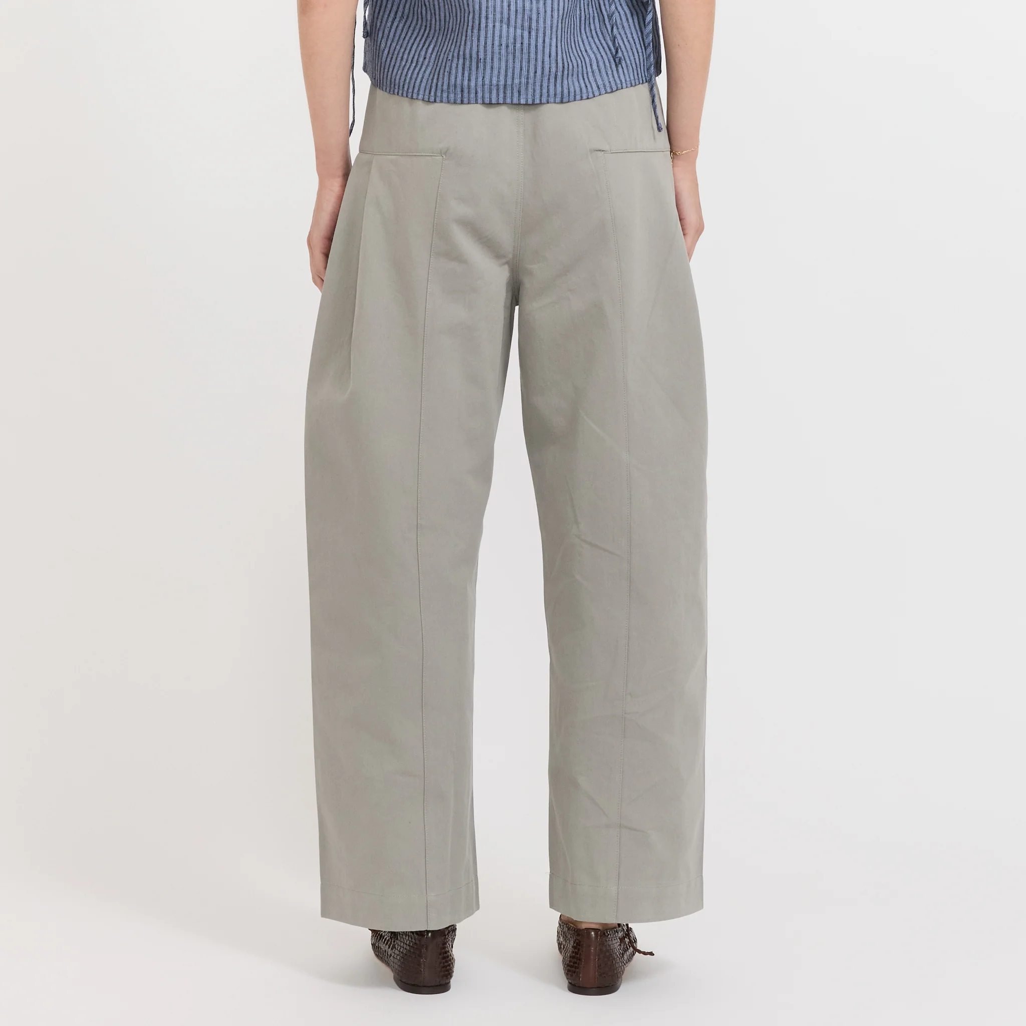 Pleat Pant Sage Grey - Image 3