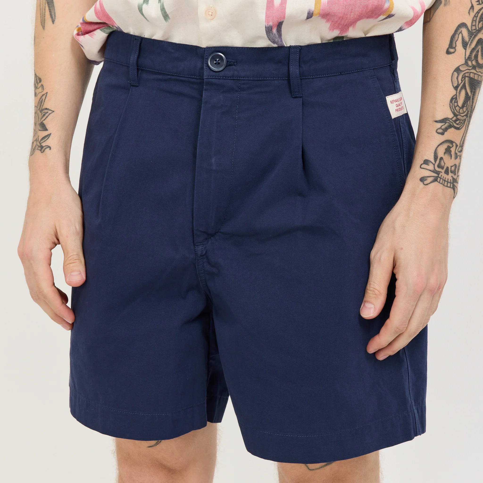 Pleat Short Navy - Image 5
