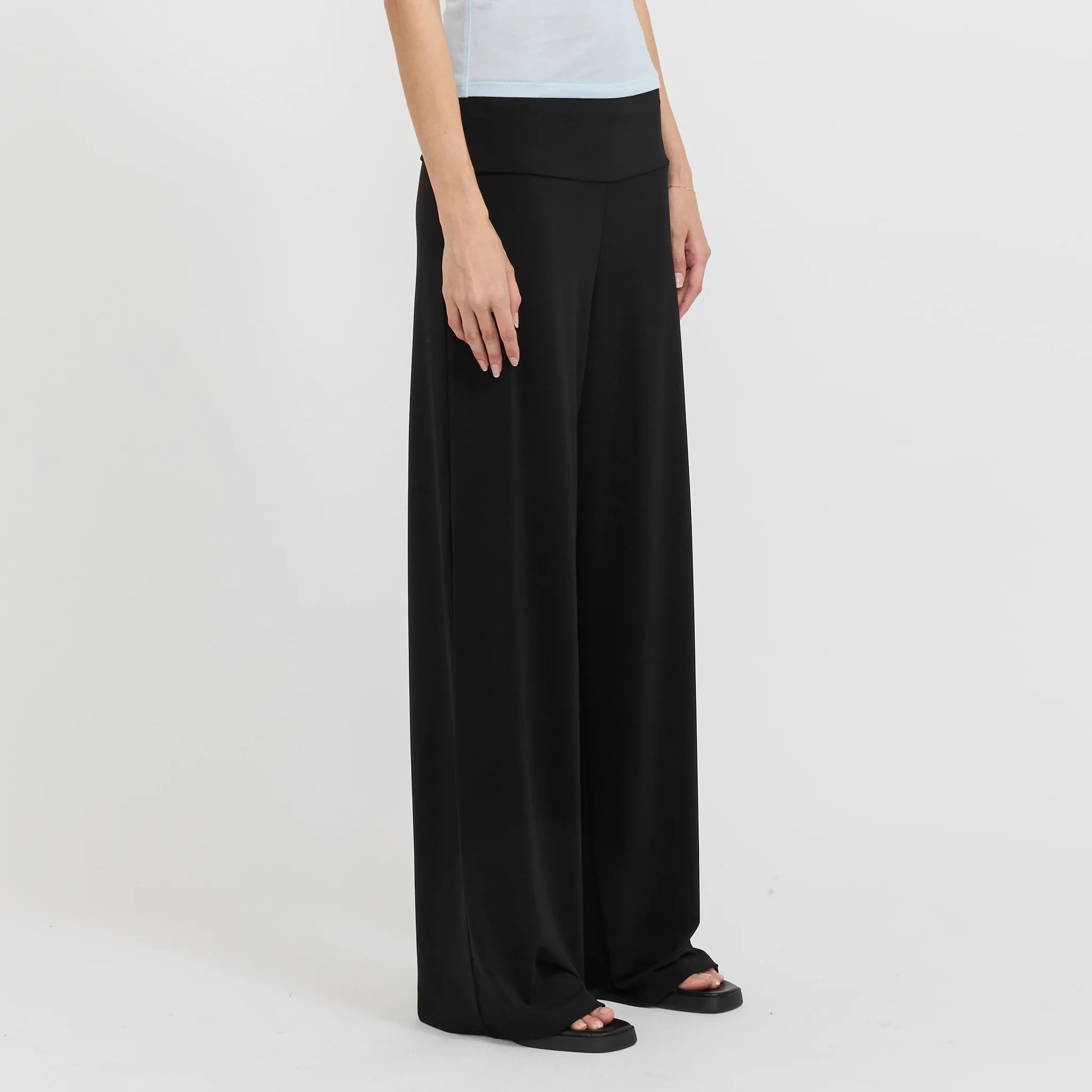 Quincy Trackpant Black - Image 3