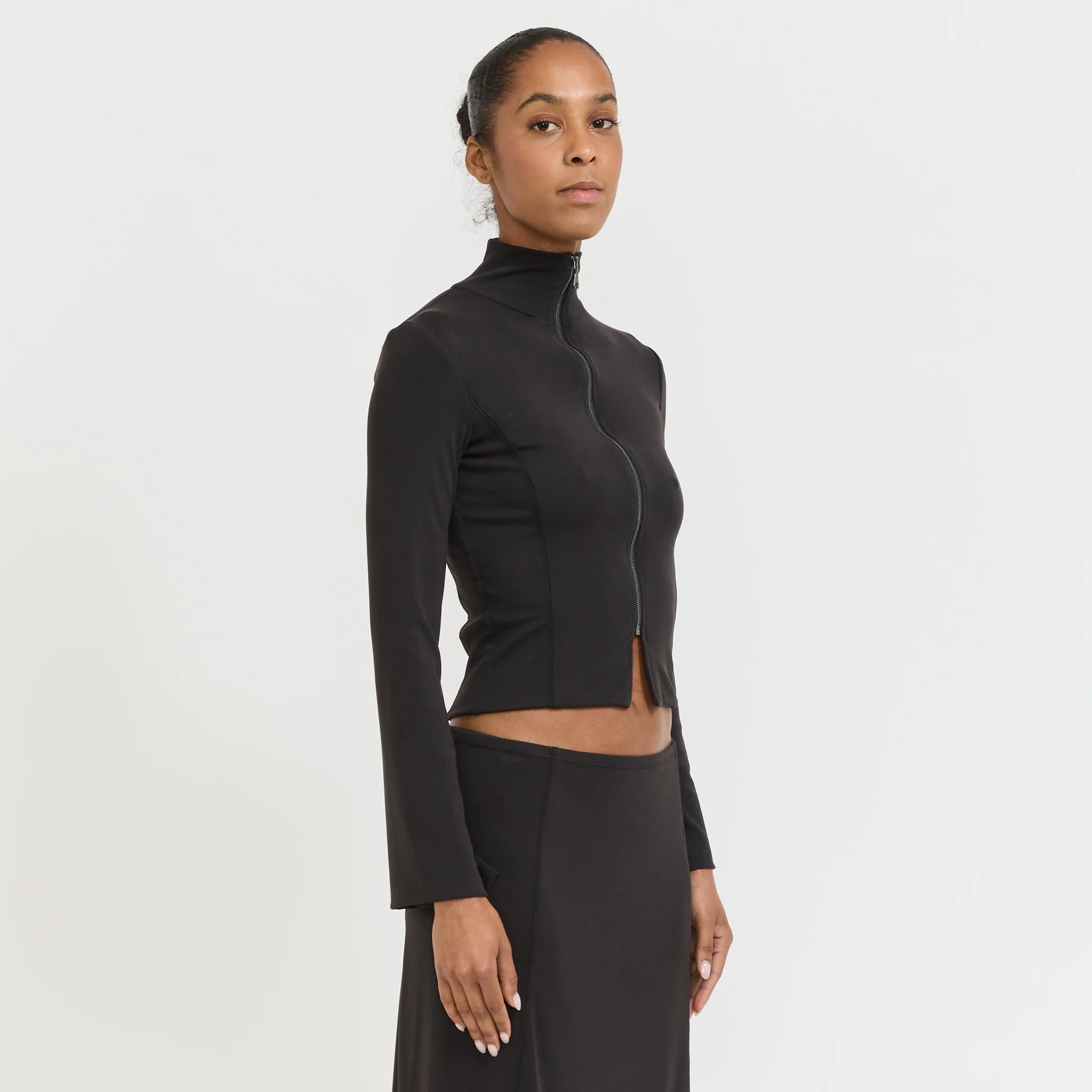 Resonance Zip Cardigan Black - Image 3