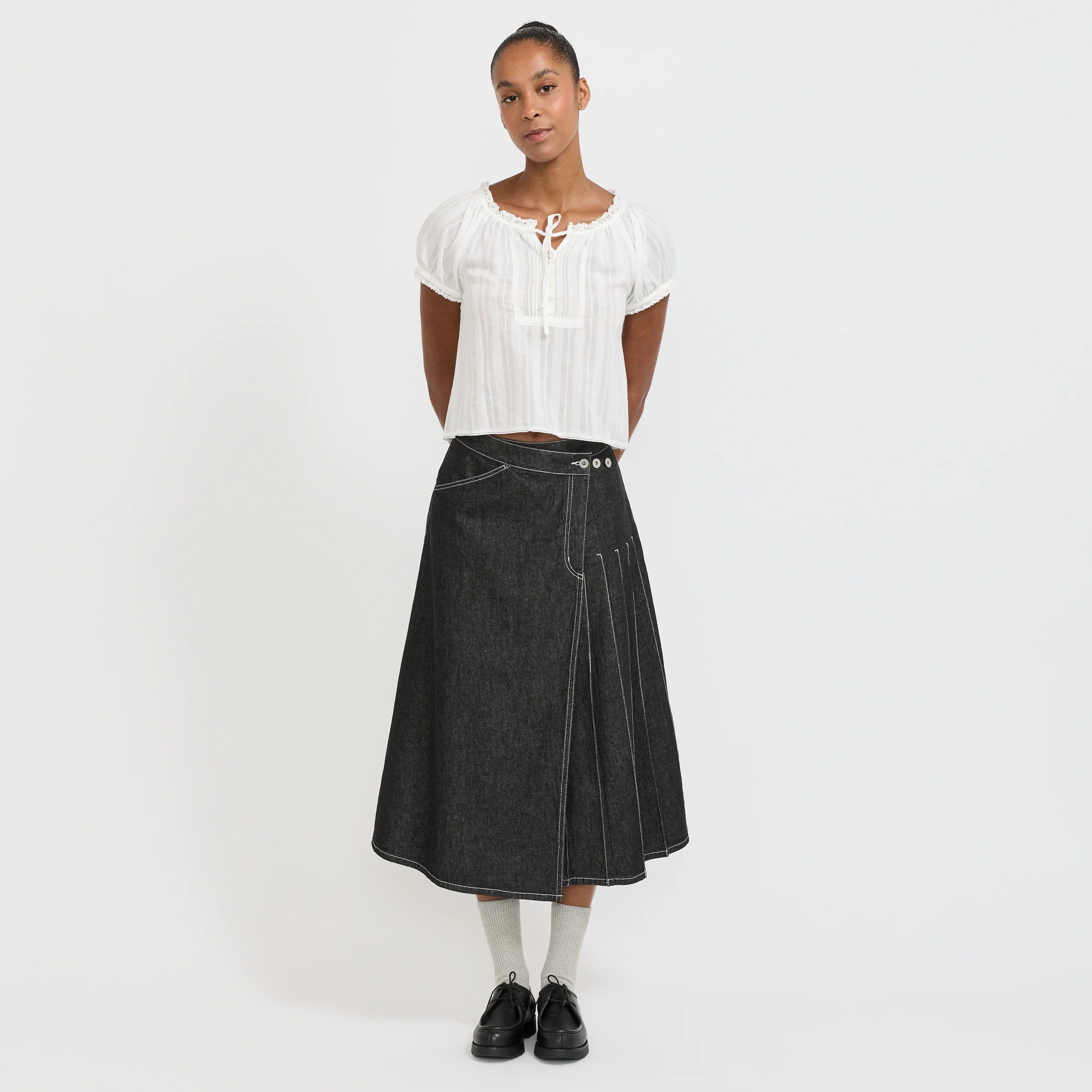 Ribboned Shirring Blouse Off White - Image 2