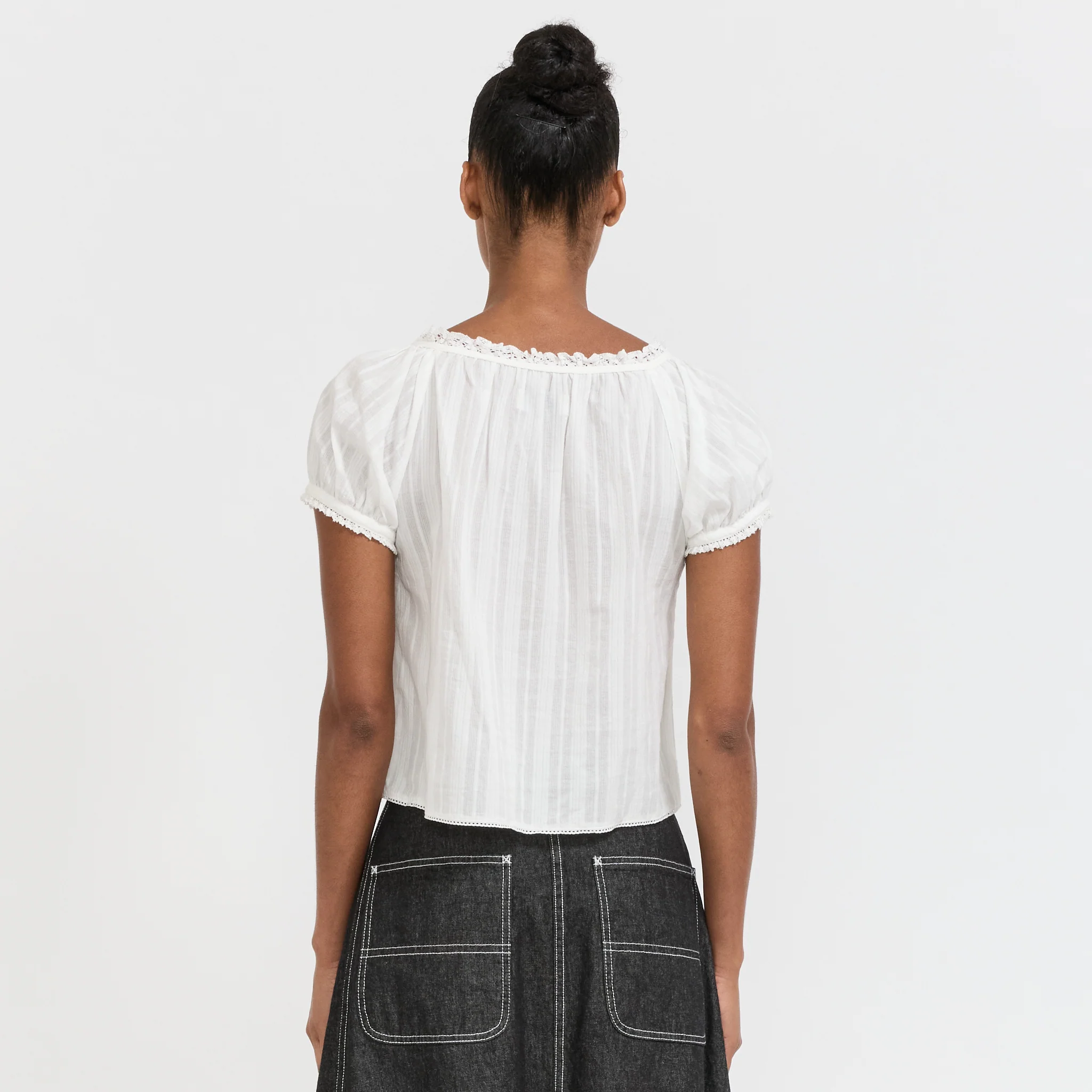 Ribboned Shirring Blouse Off White - Image 4