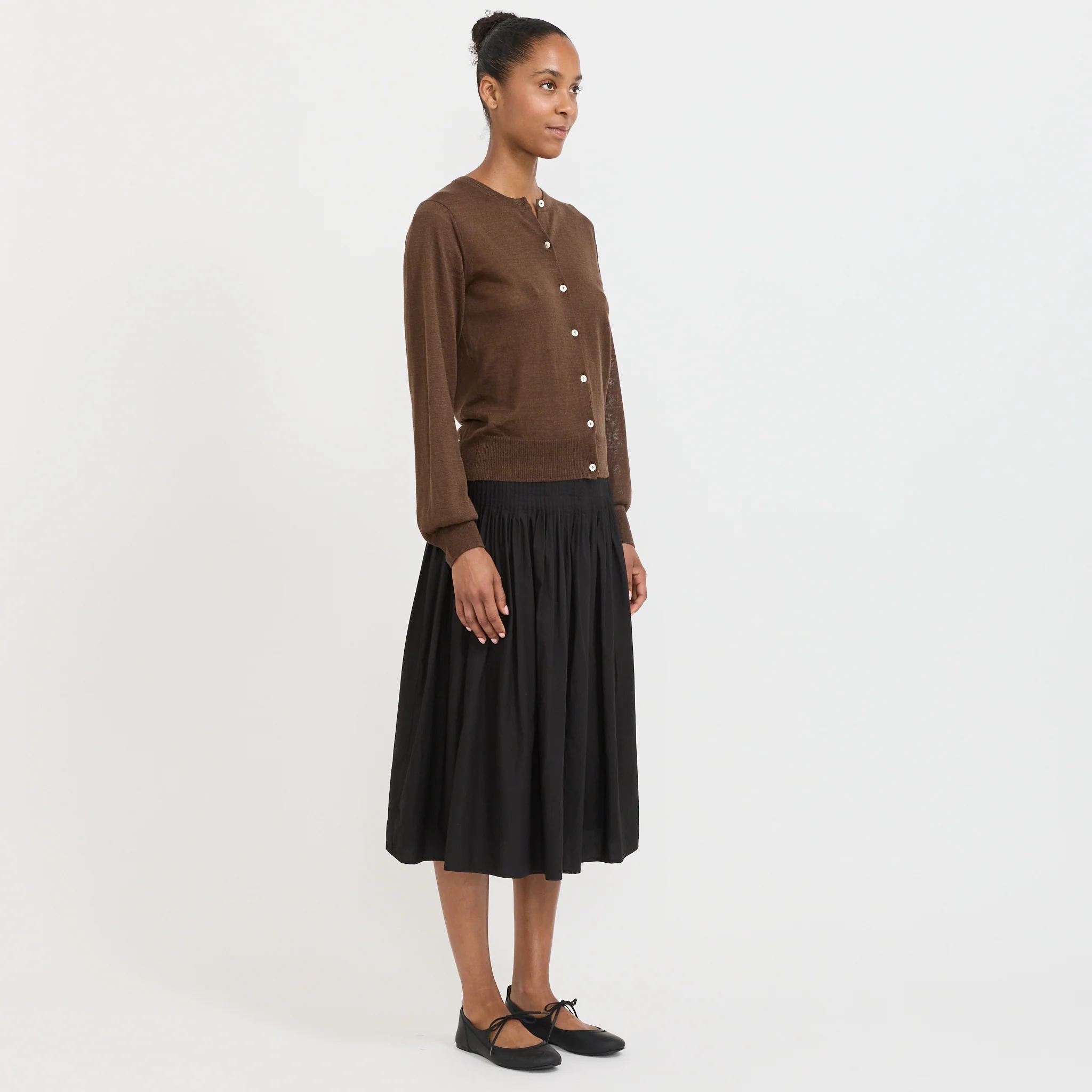 Rola Linen Cardigan Brown - Image 2