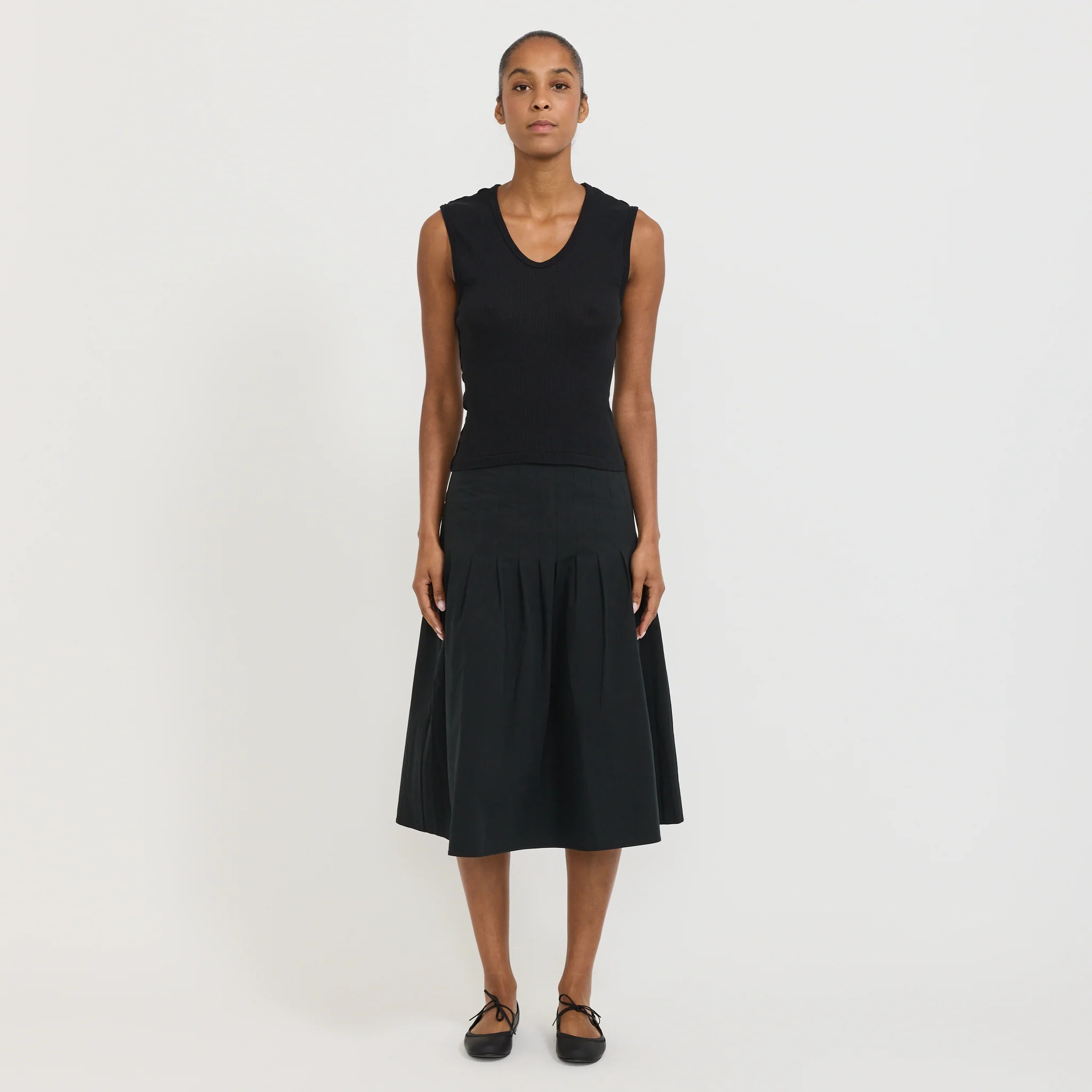 Sheer Rib V-Neck Muscle Tank Black - Image 2