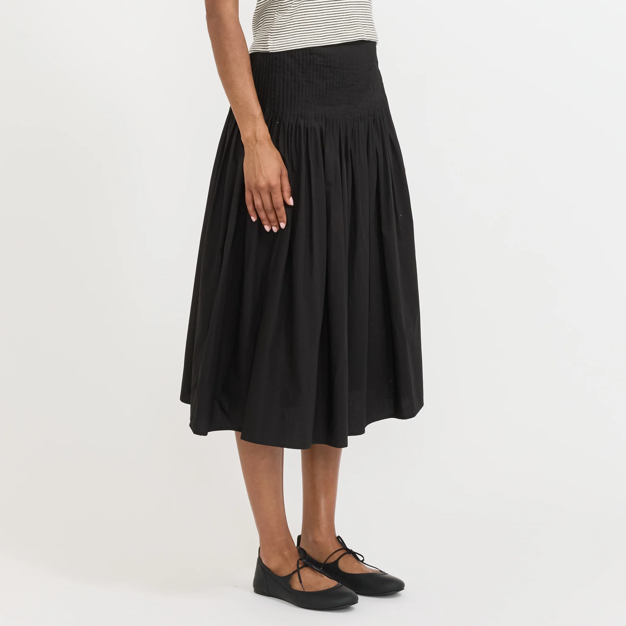 Sherry Pleated Skirt Black - Image 3