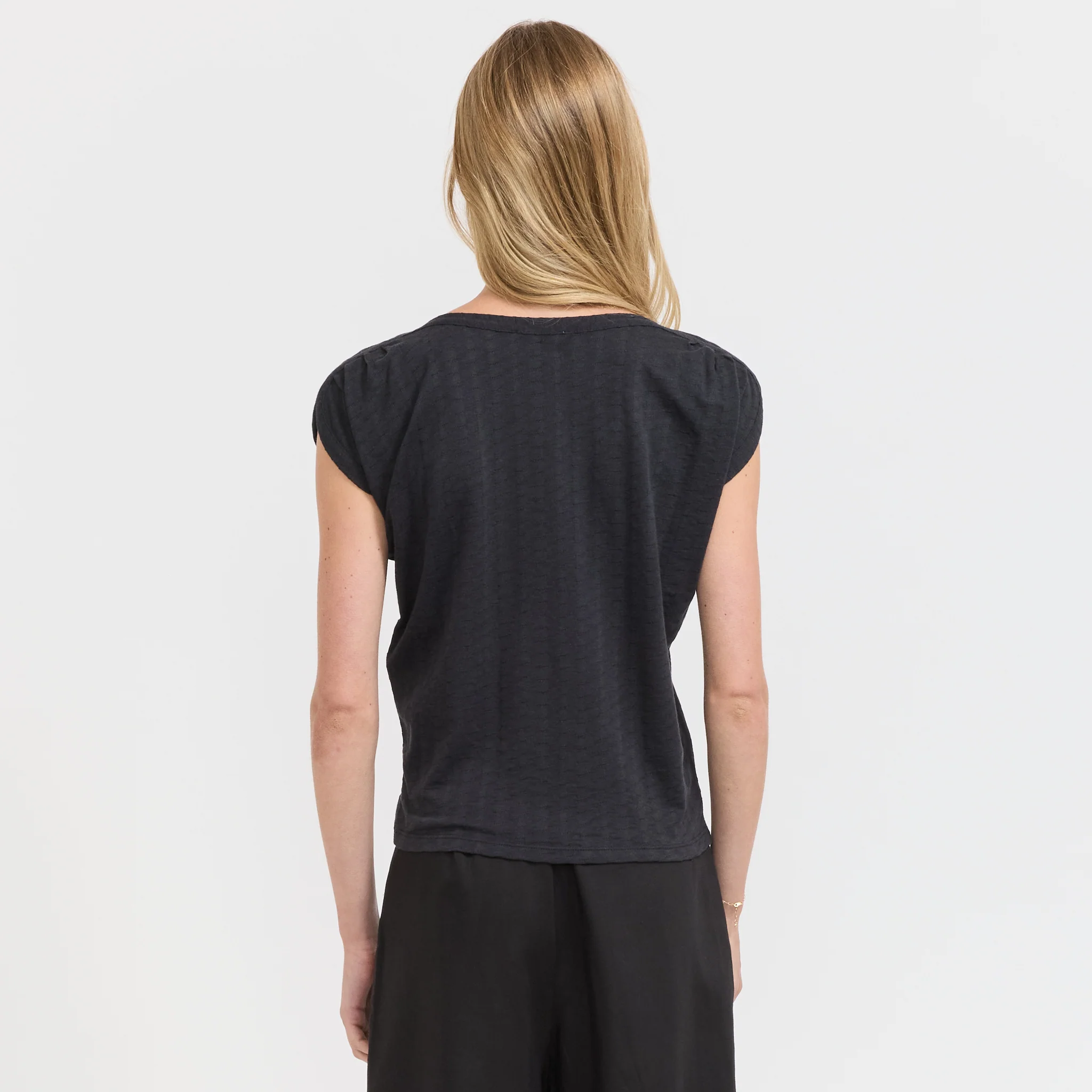 Sixtojacquard Pleated Shoulder T-Shirt Moonless - Image 5