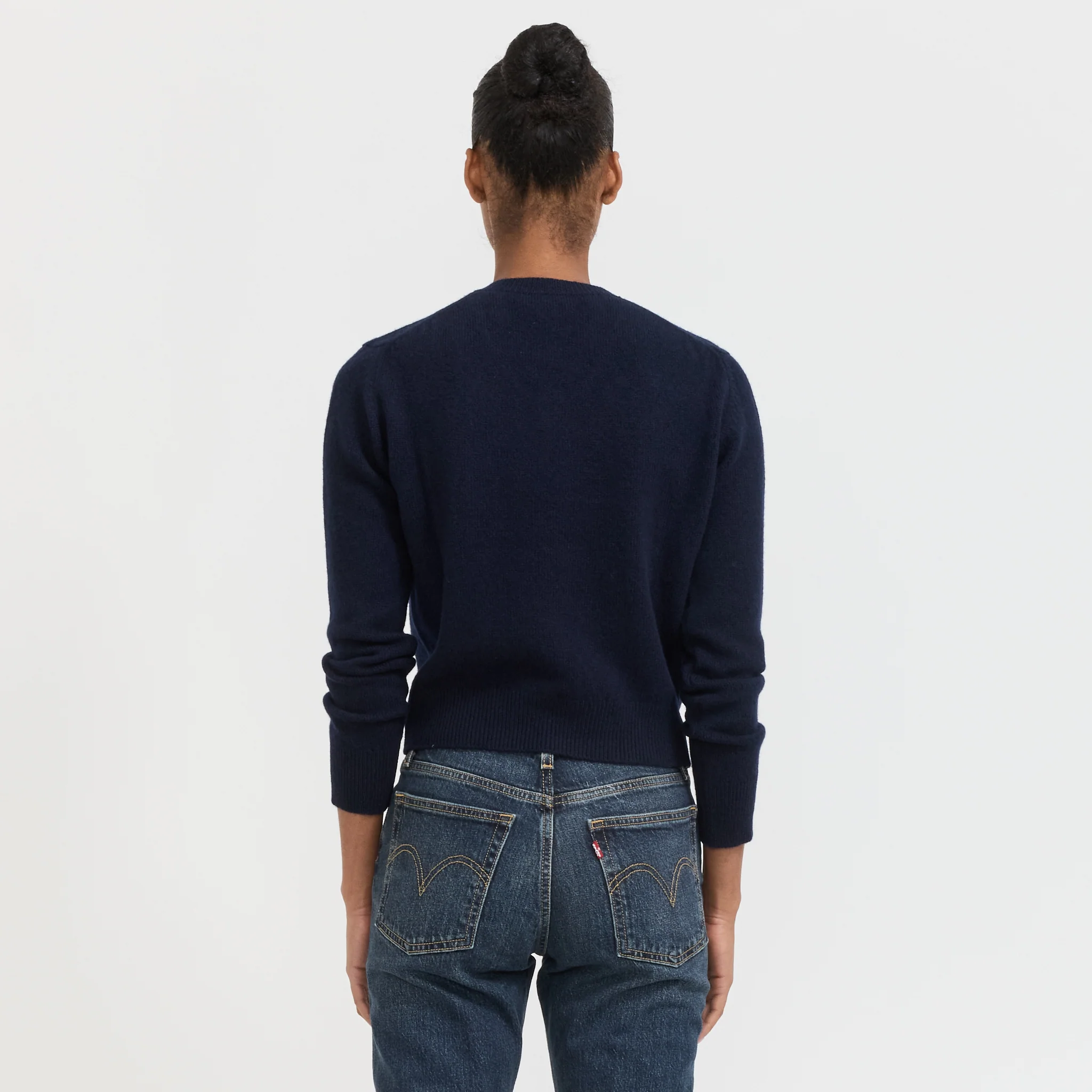 Sligo Shrunken V-Neck Navy - Image 4