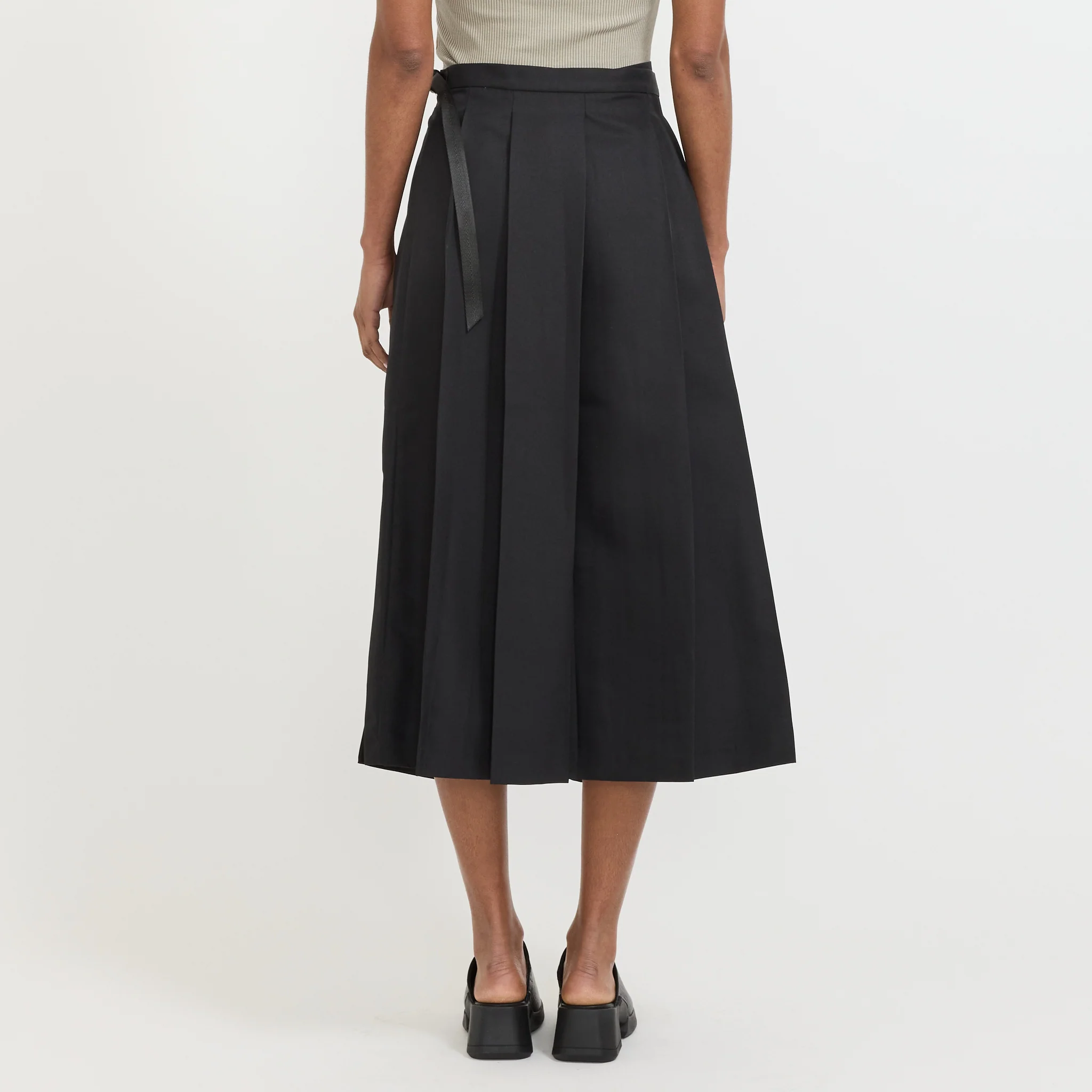 Snack Skirt Black - Image 4