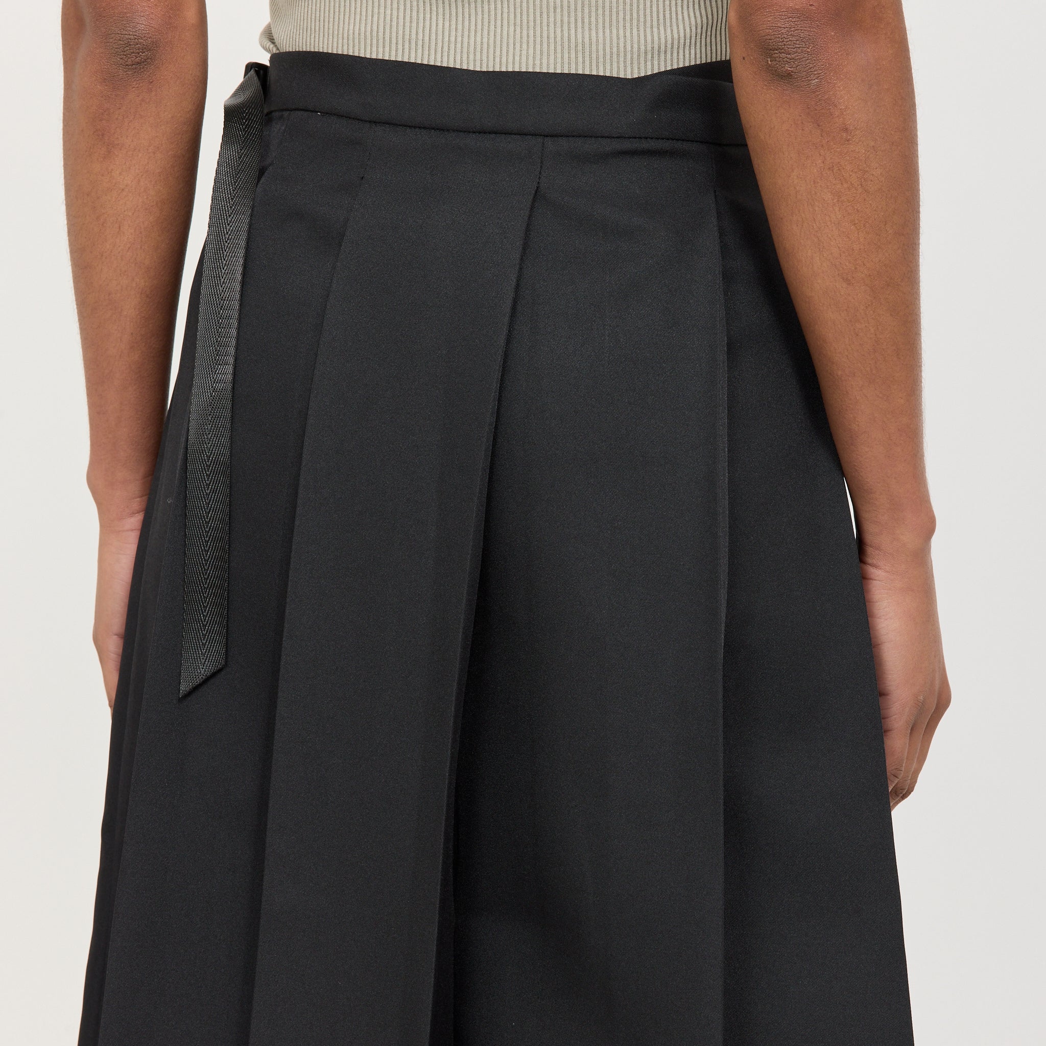Snack Skirt Black - Image 7