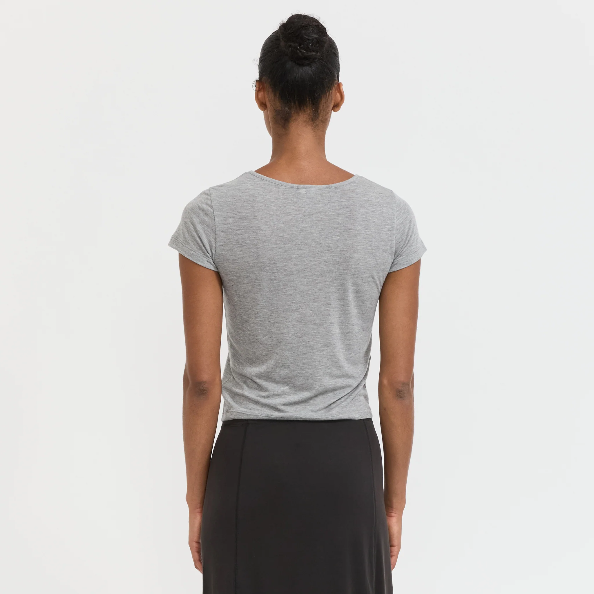Soft T-Shirt Grey - Image 4