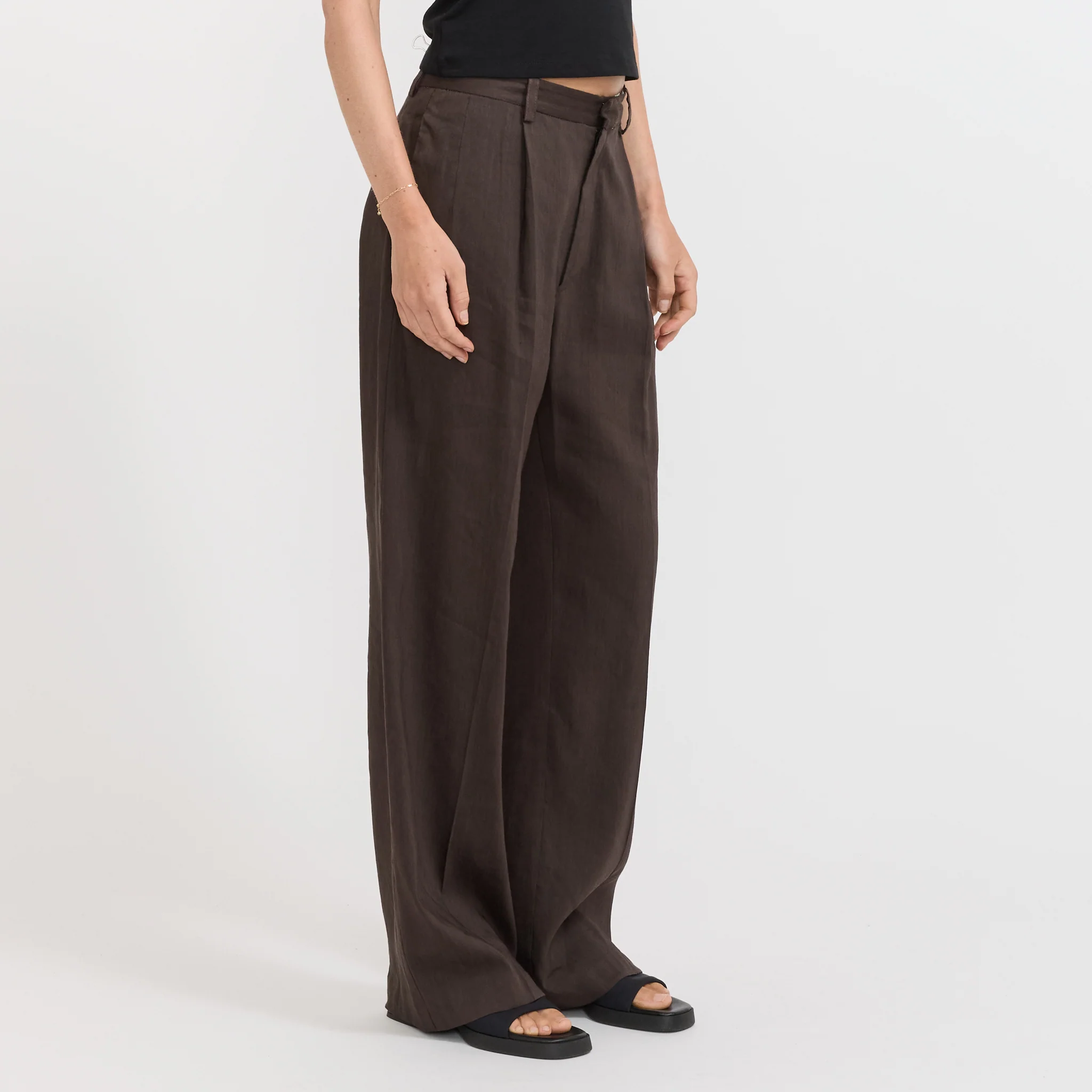 Soft Tailored Pant Chocolate Brown - Image 3