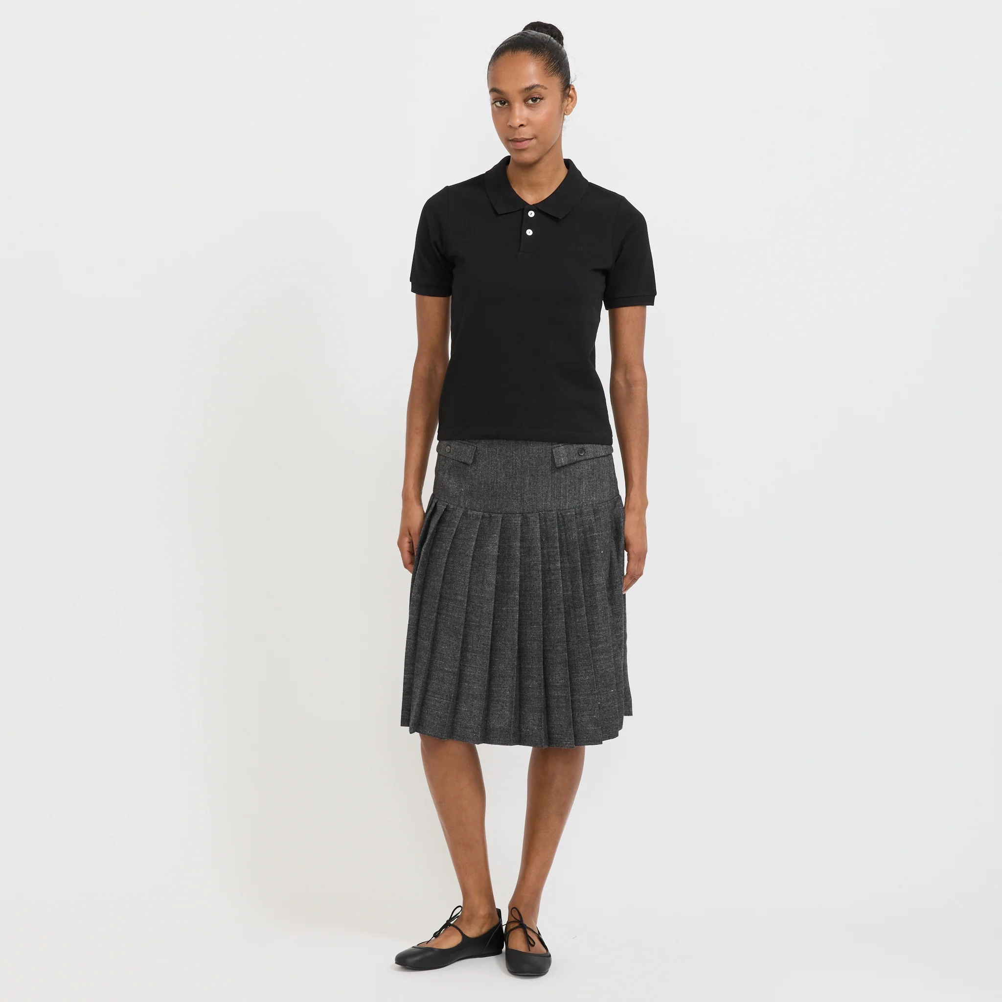 Standard Polo Shirt Black - Image 2