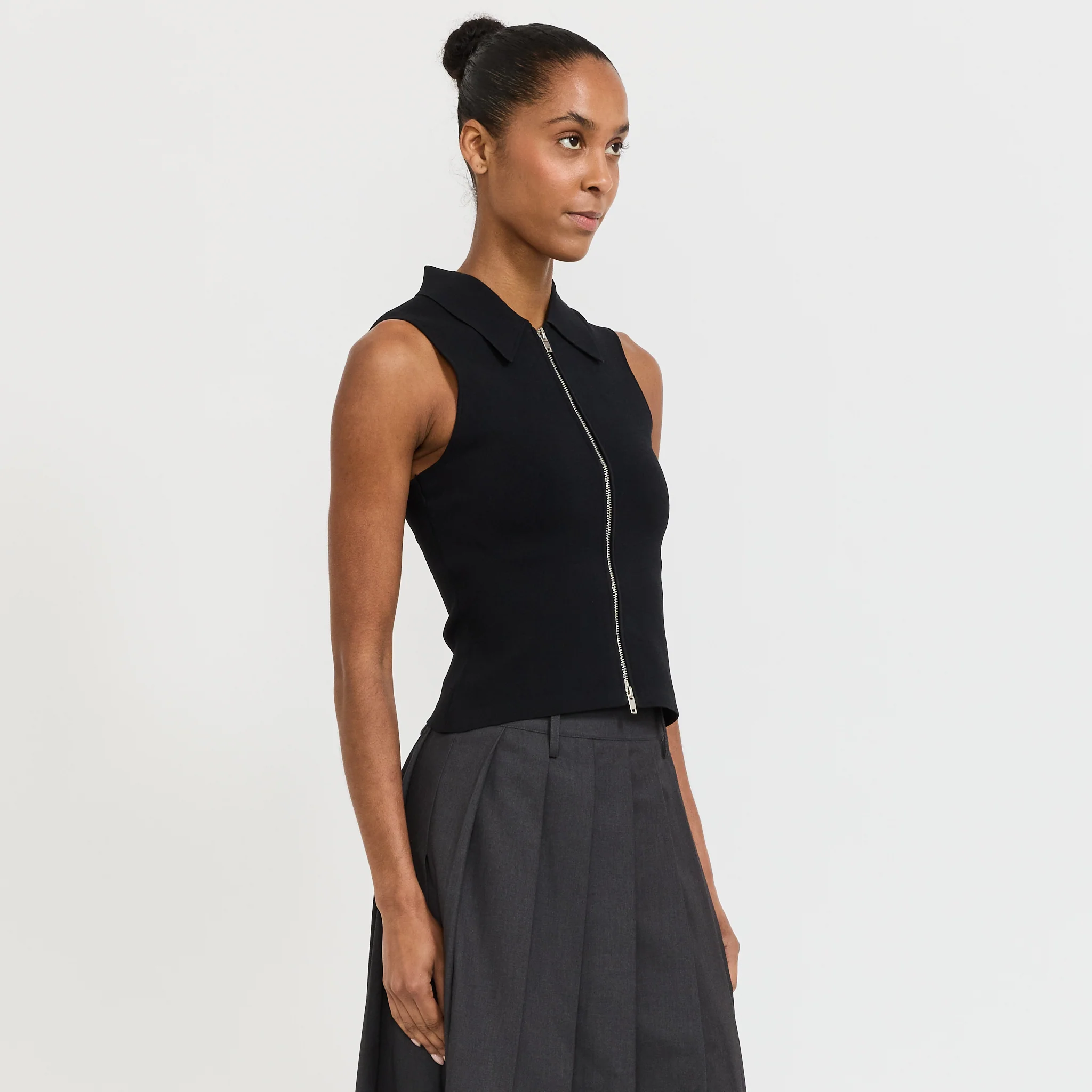 Suki Zip Top Black - Image 3