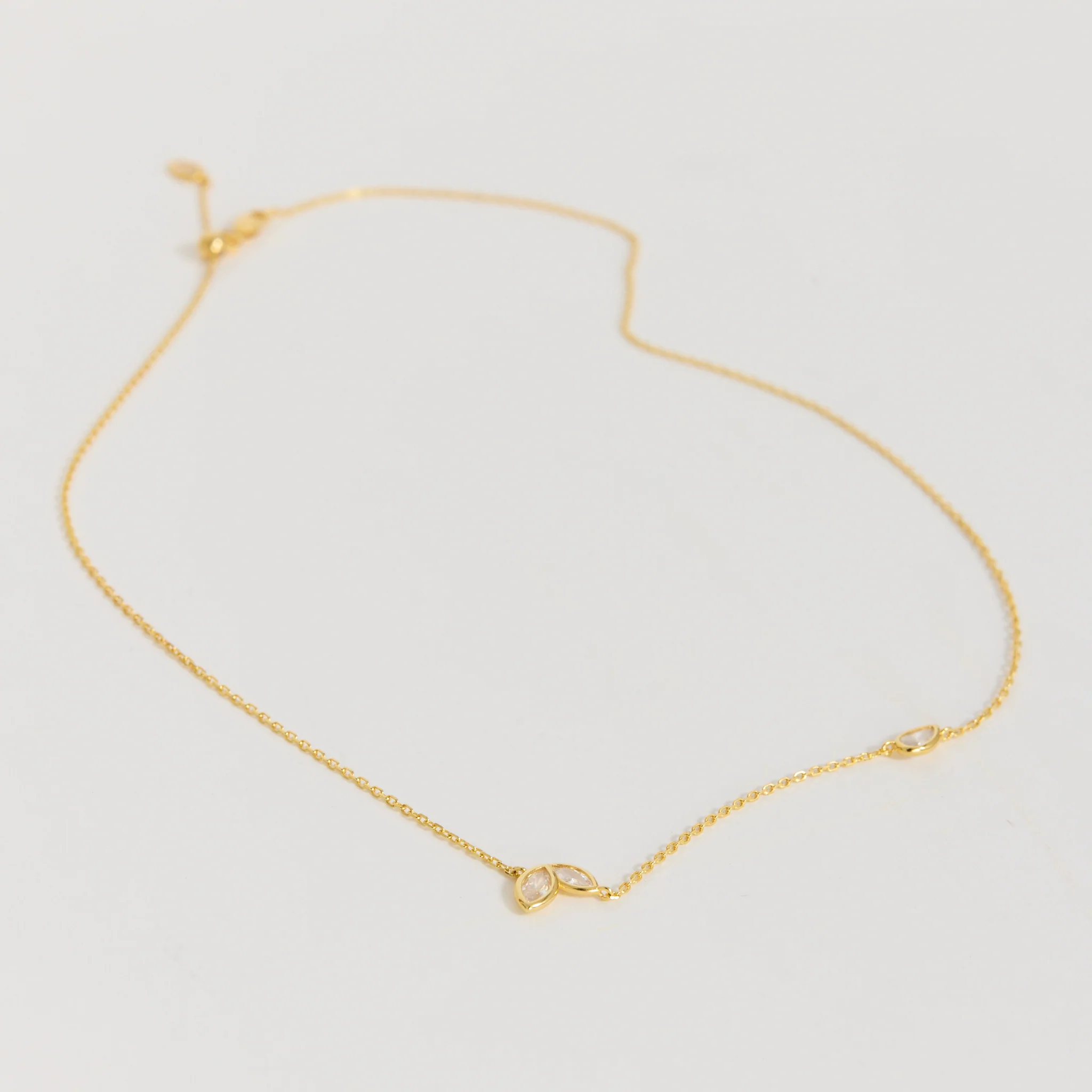 Swift Necklace 01 Gold