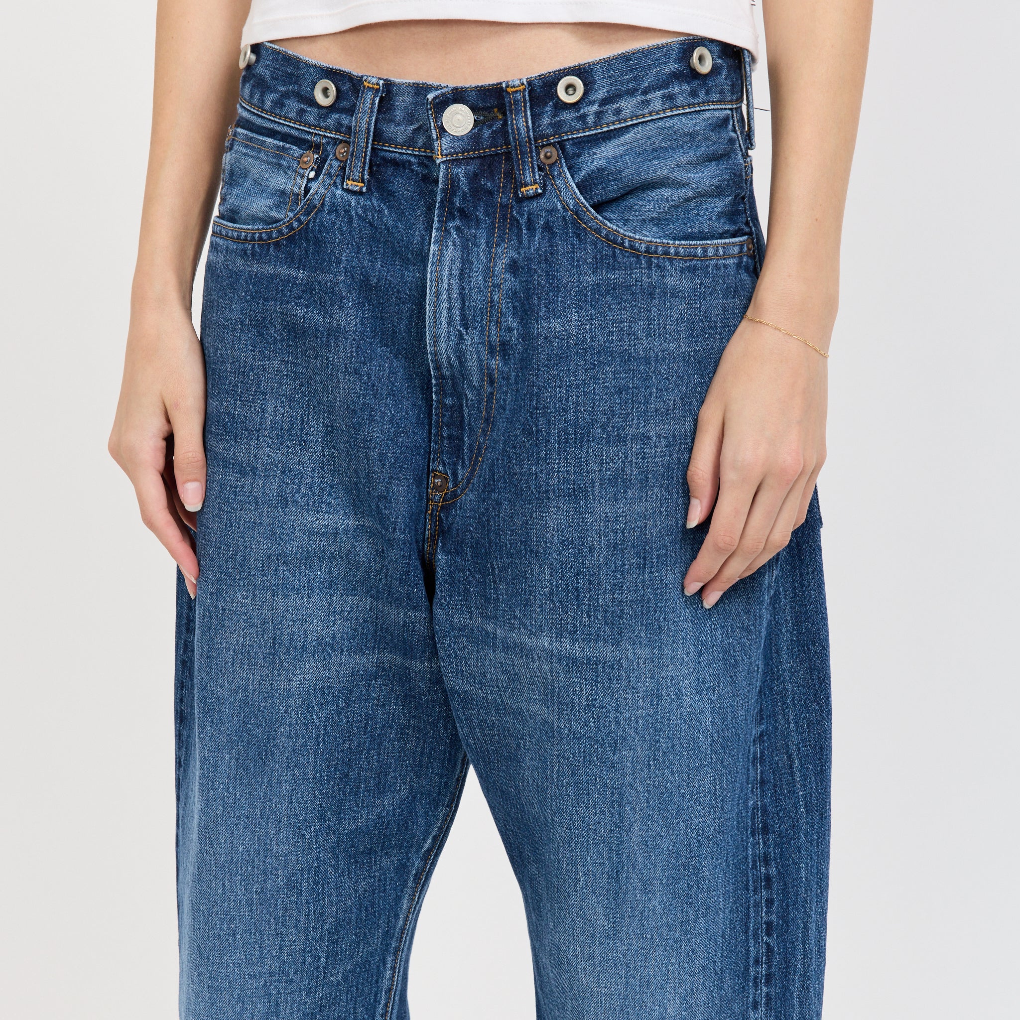 Type Wide Used Womens - Image 6