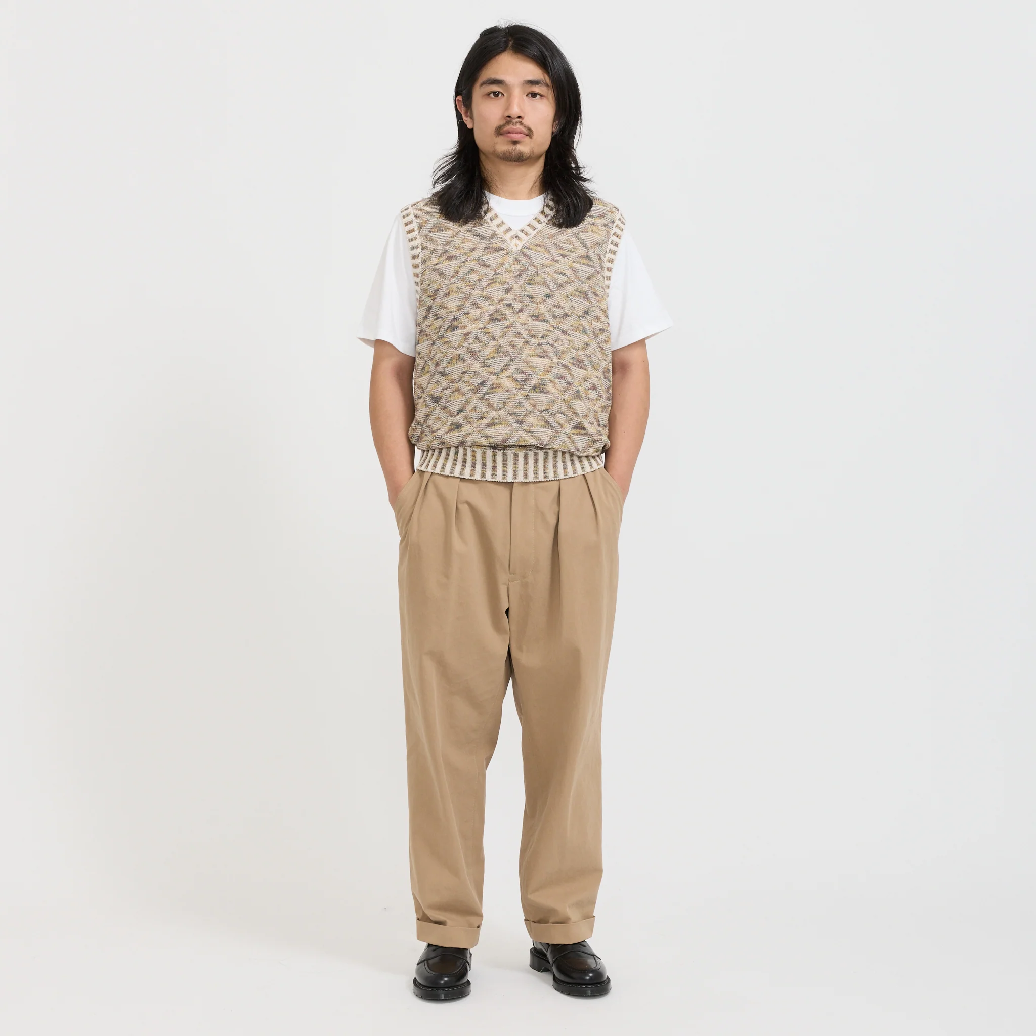 V-Neck Vest Kasuri Jacquard Beige