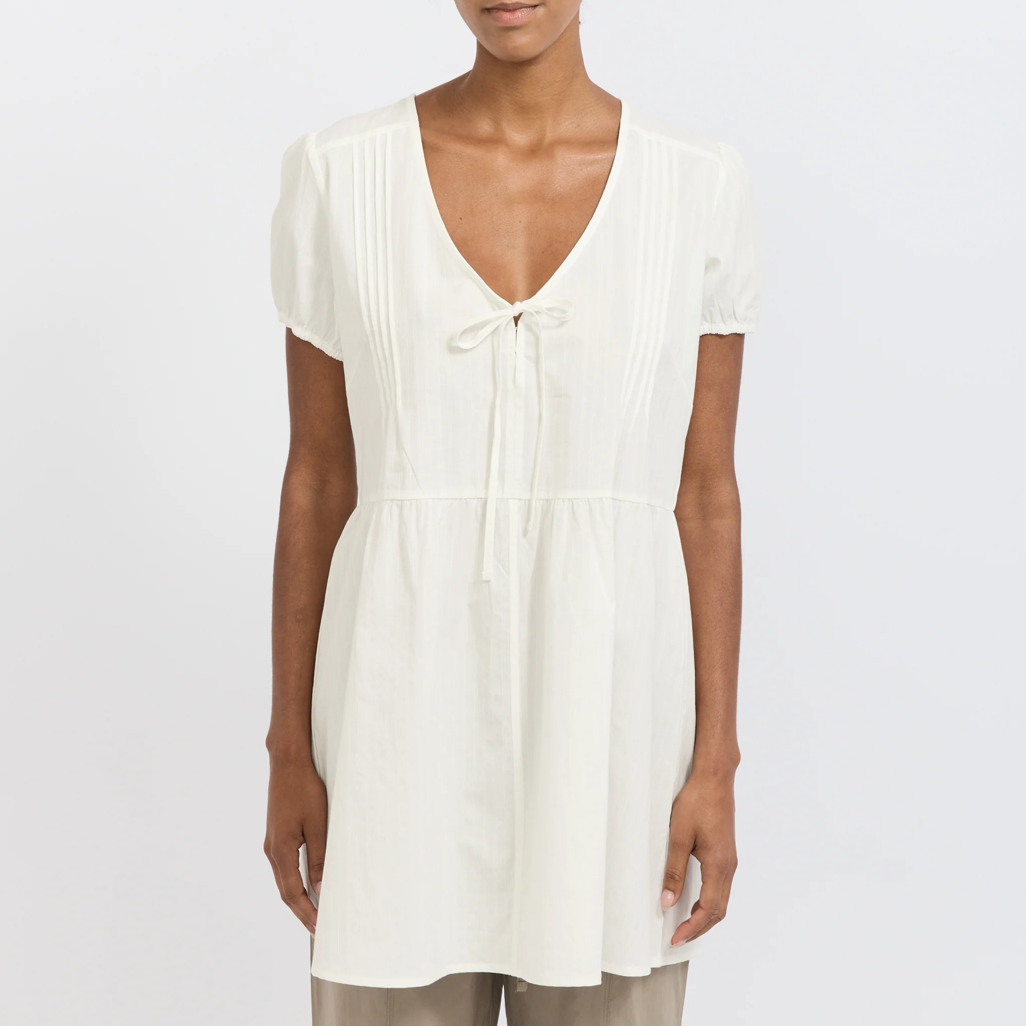 V Pleat Dress White Texture - Image 5